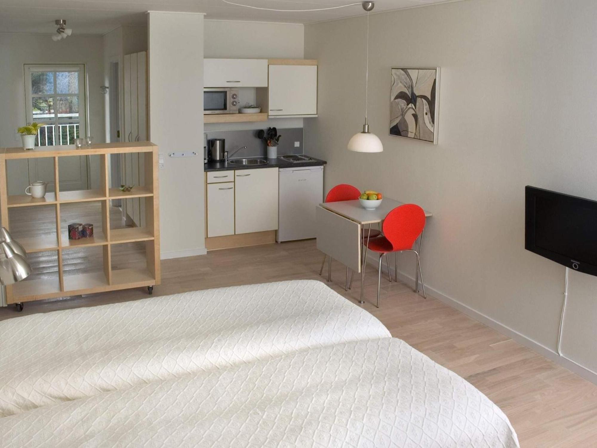 2 Person Holiday Home In Gudhjem Exteriör bild